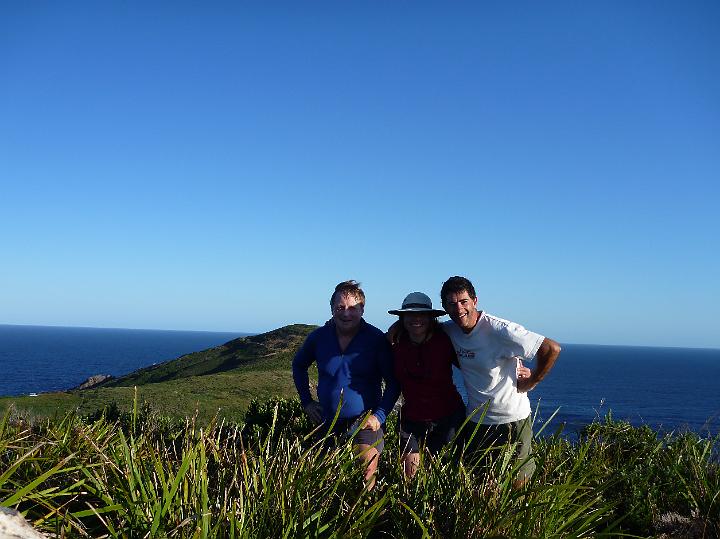 P1000289.JPG - George, Megan and Matt hike up Pinkatop (Photo by Matt)